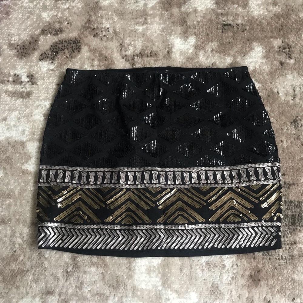Express Sequin Pattern Mini Skirt